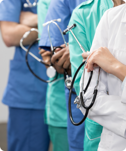 Grupo de médicos confiado